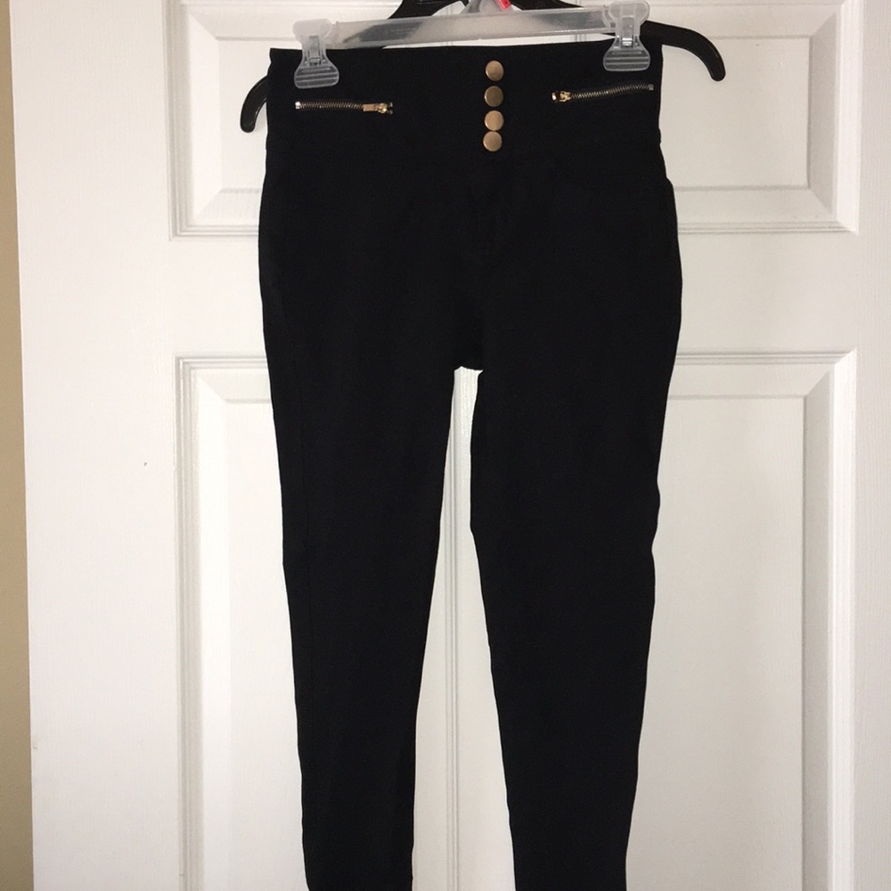 High waisted black pants